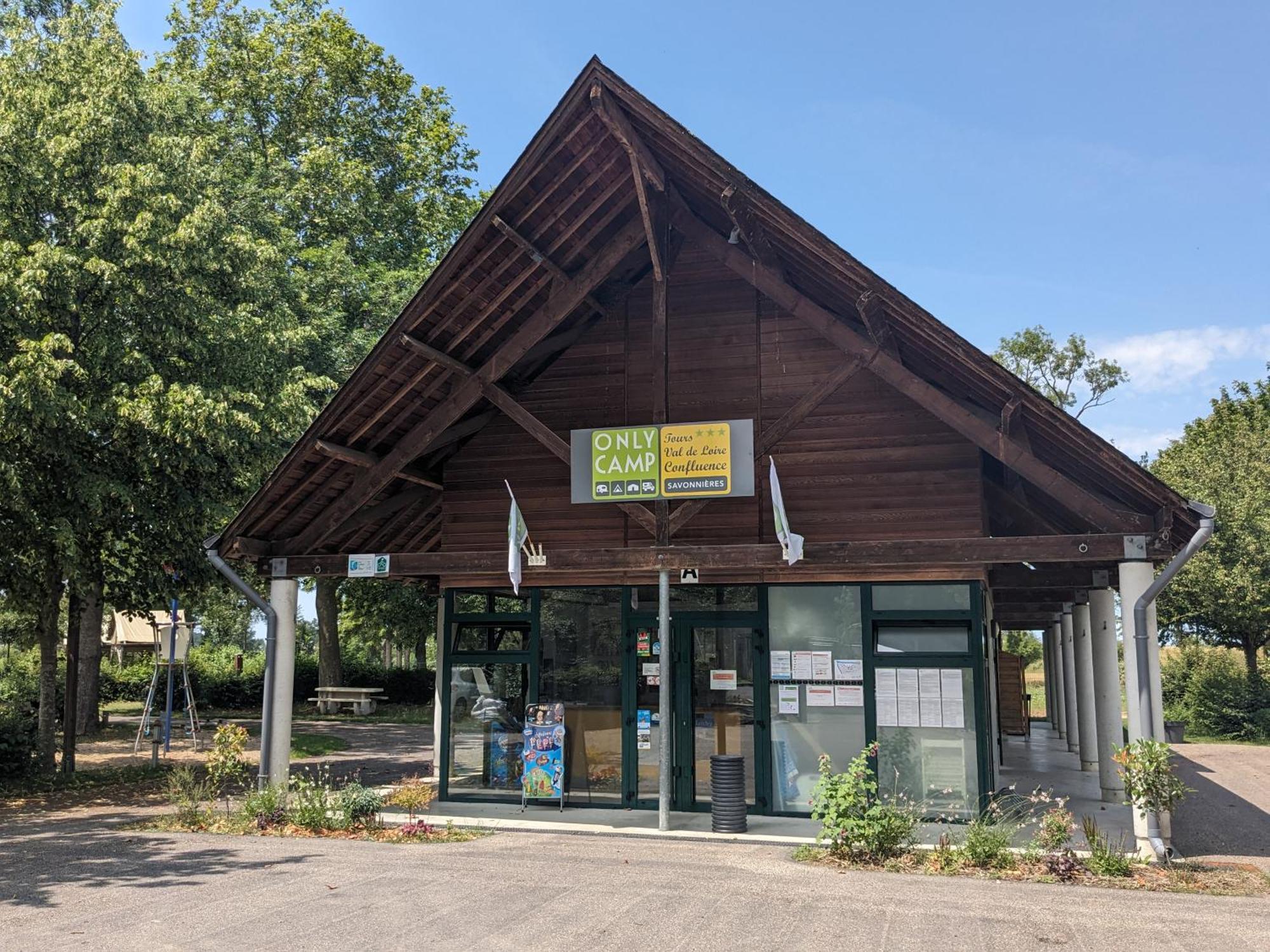 Camping Onlycamp La Confluence Savonnieres Экстерьер фото