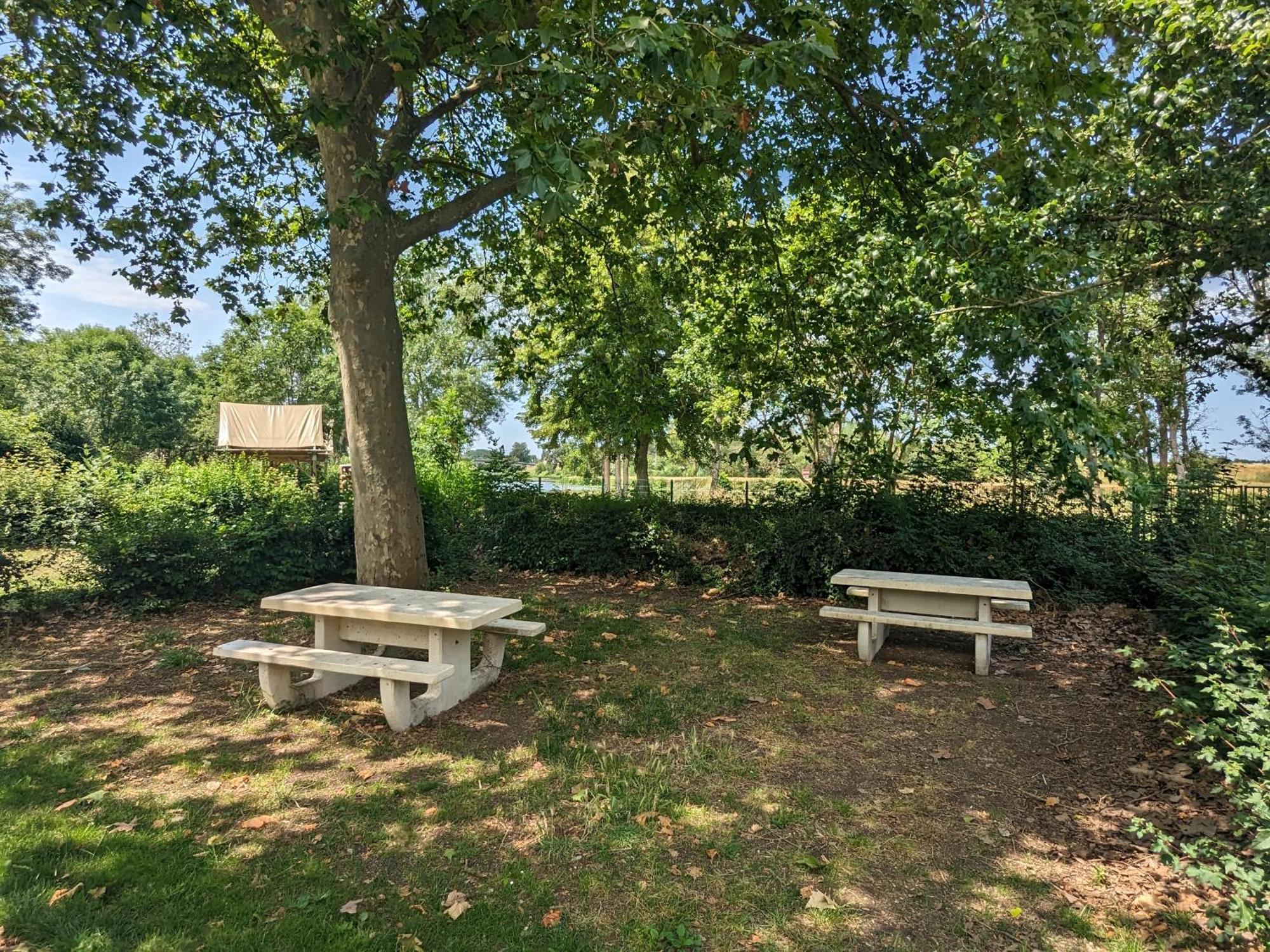 Camping Onlycamp La Confluence Savonnieres Экстерьер фото